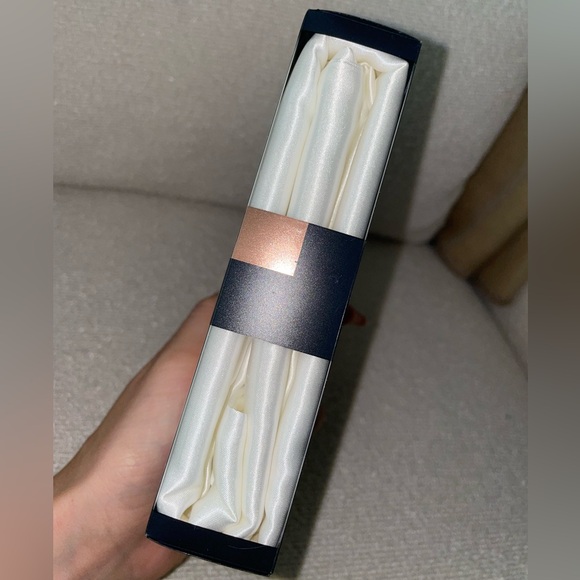 Kitsch Satin Pillowcase Ivory White - Picture 7 of 9